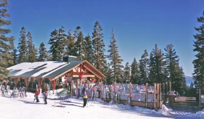 Summit Bar & Grille Can Fest Northstar
